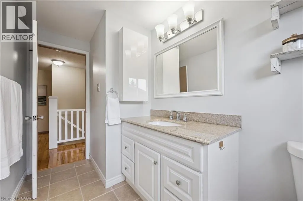 143 HILLBROOK Crescent