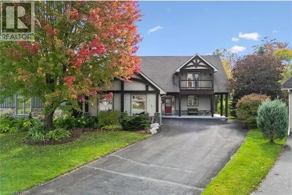 15 BREAKWATER Court