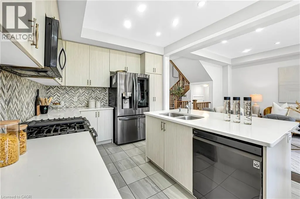 13 STEADMAN Street