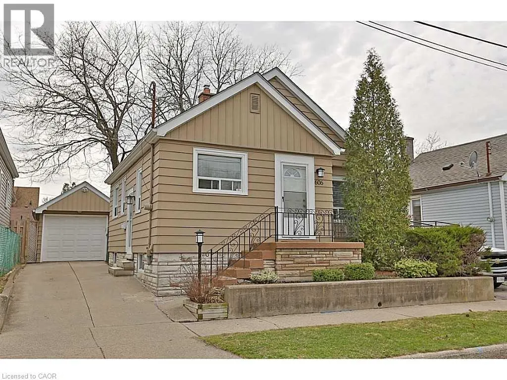 606 BRUCEDALE Avenue E Unit# Upper Lvl #Upper Lvl