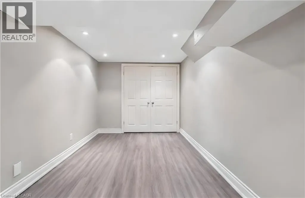 6654 MOCKINGBIRD Lane