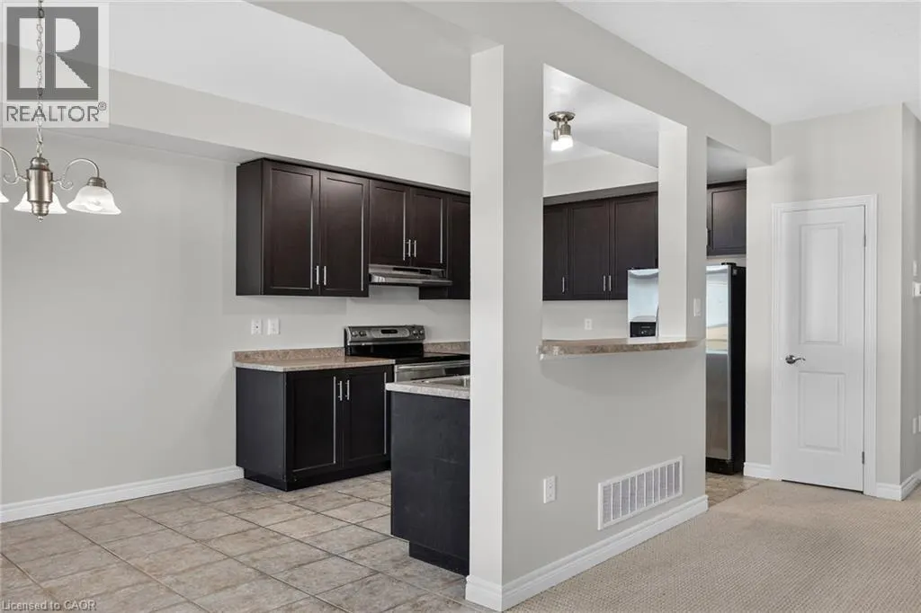 8 LAKELAWN Road Unit# 22 #22