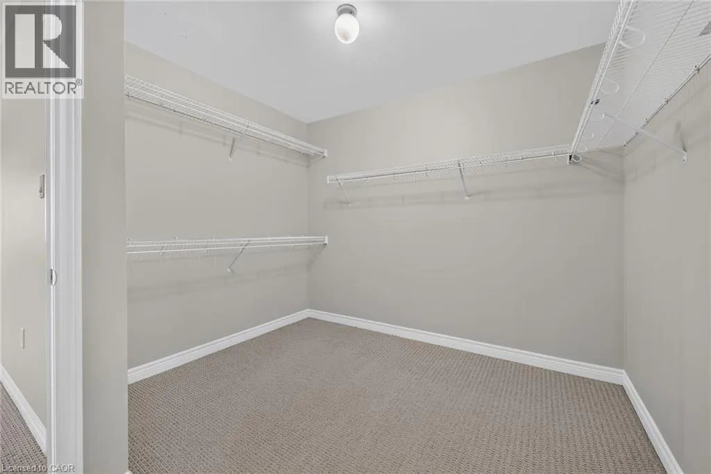 8 LAKELAWN Road Unit# 22 #22