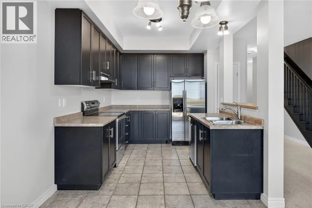 8 LAKELAWN Road Unit# 22 #22