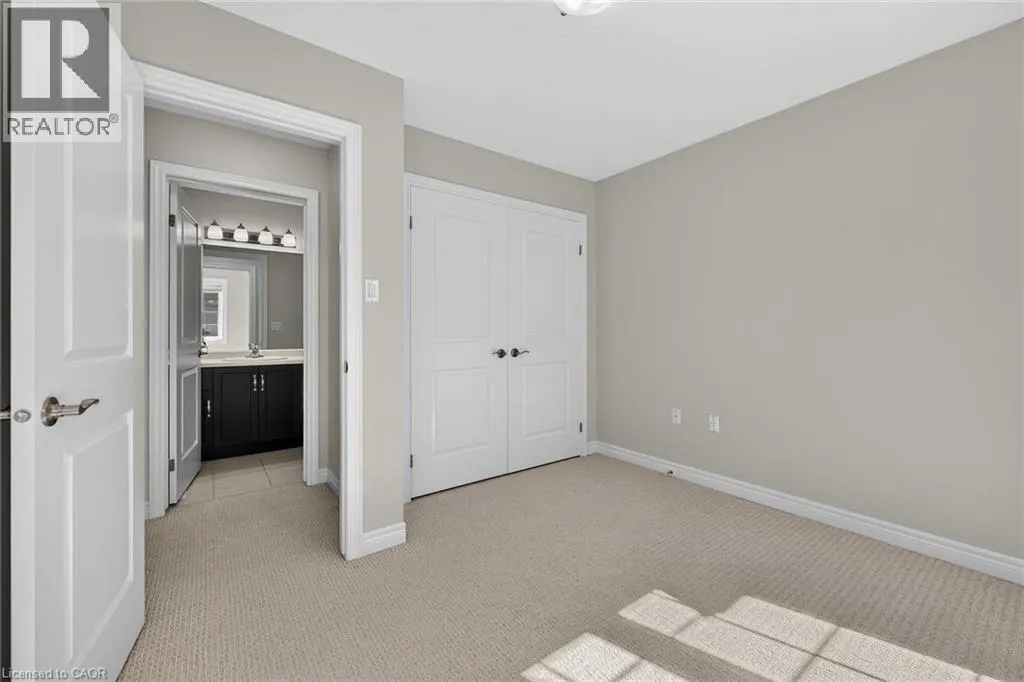 8 LAKELAWN Road Unit# 22 #22