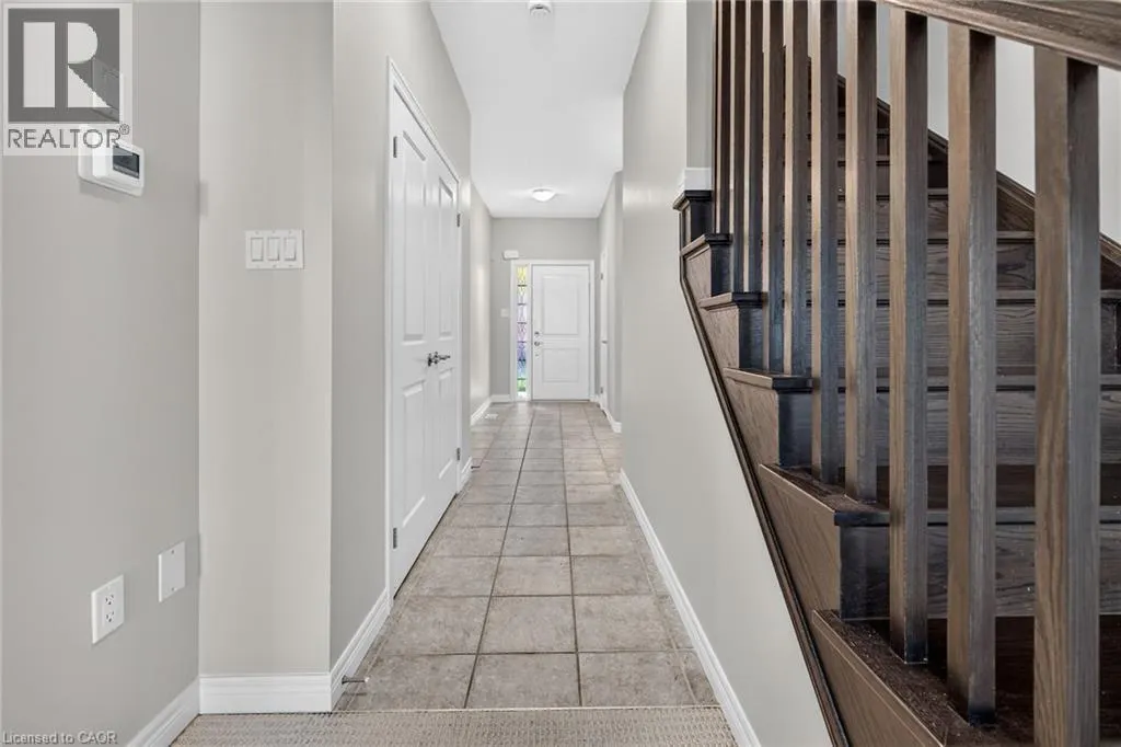 8 LAKELAWN Road Unit# 22 #22