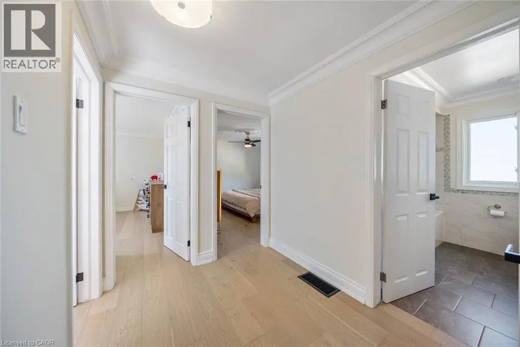 134 FAIRWOOD Place W