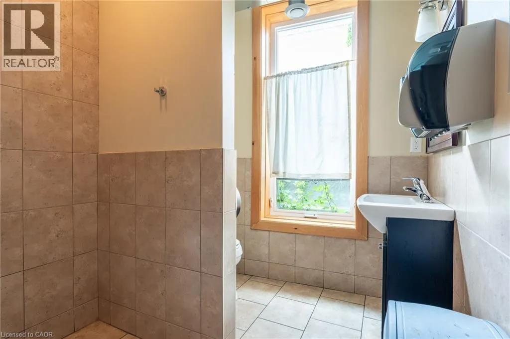 197 JAMES Street N Unit# 208 #208