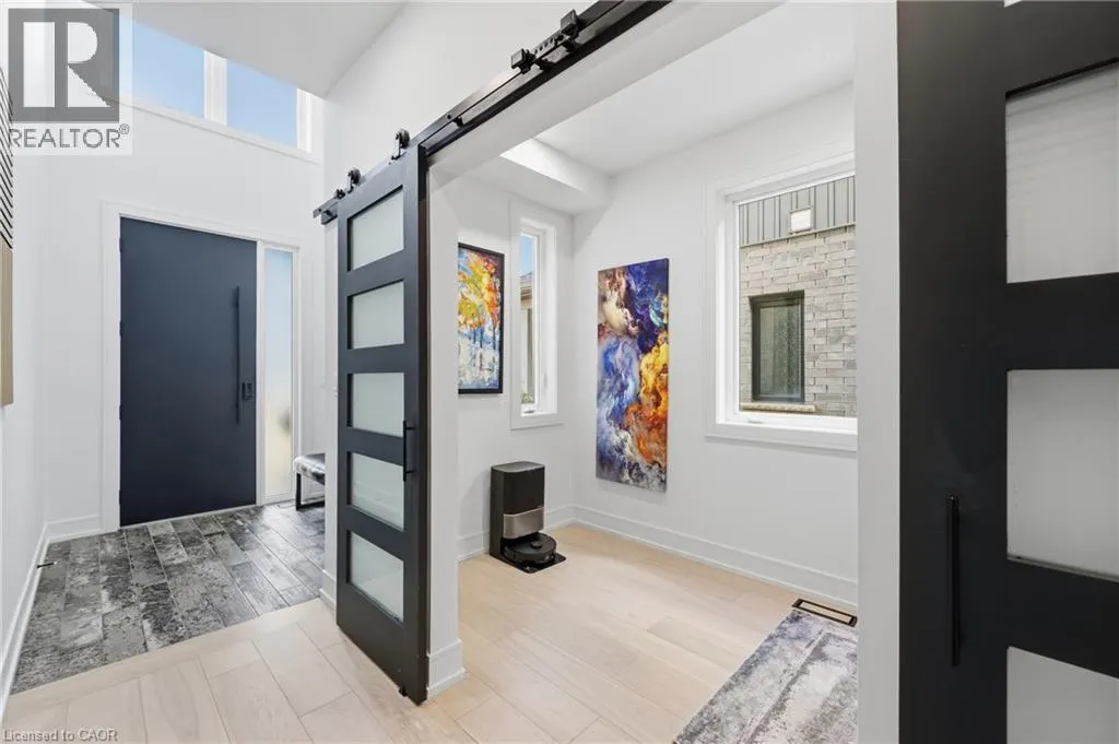 14 BERGENSTEIN Crescent