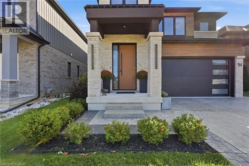 14 BERGENSTEIN Crescent
