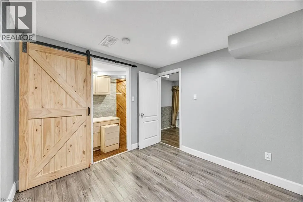 39 LINDA Drive