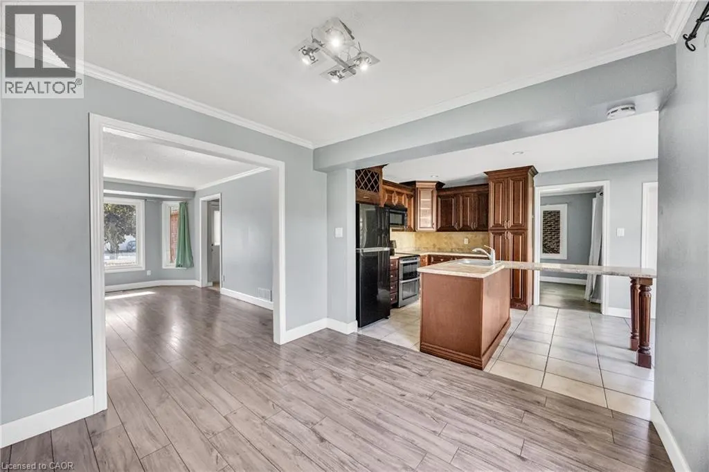 39 LINDA Drive