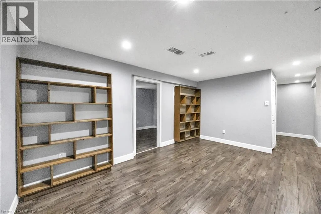 39 LINDA Drive