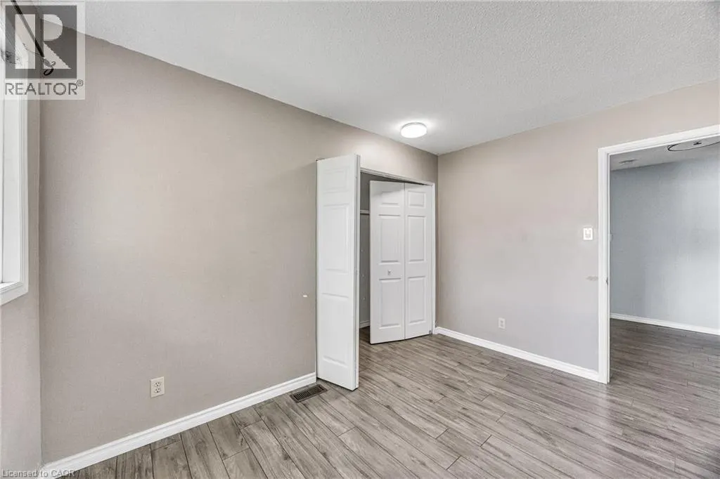 39 LINDA Drive