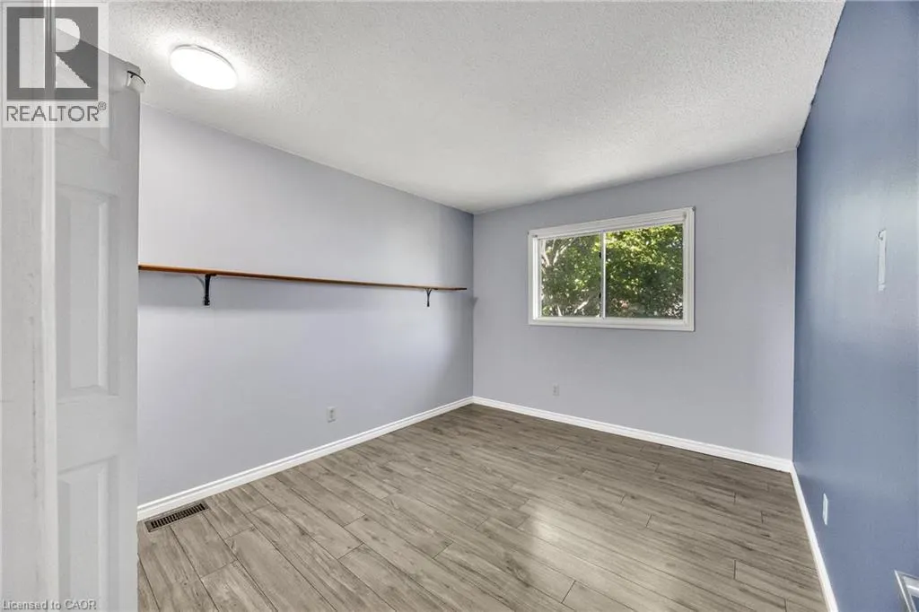 39 LINDA Drive