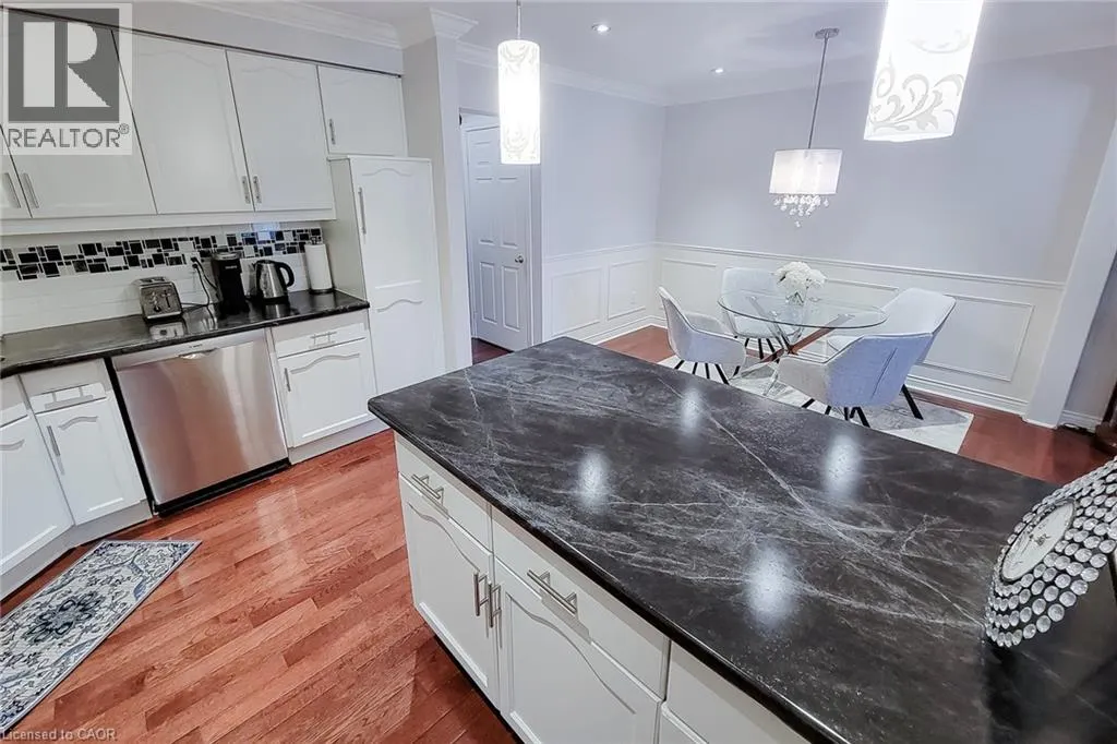34 DYNASTY Avenue Unit# 44 #44