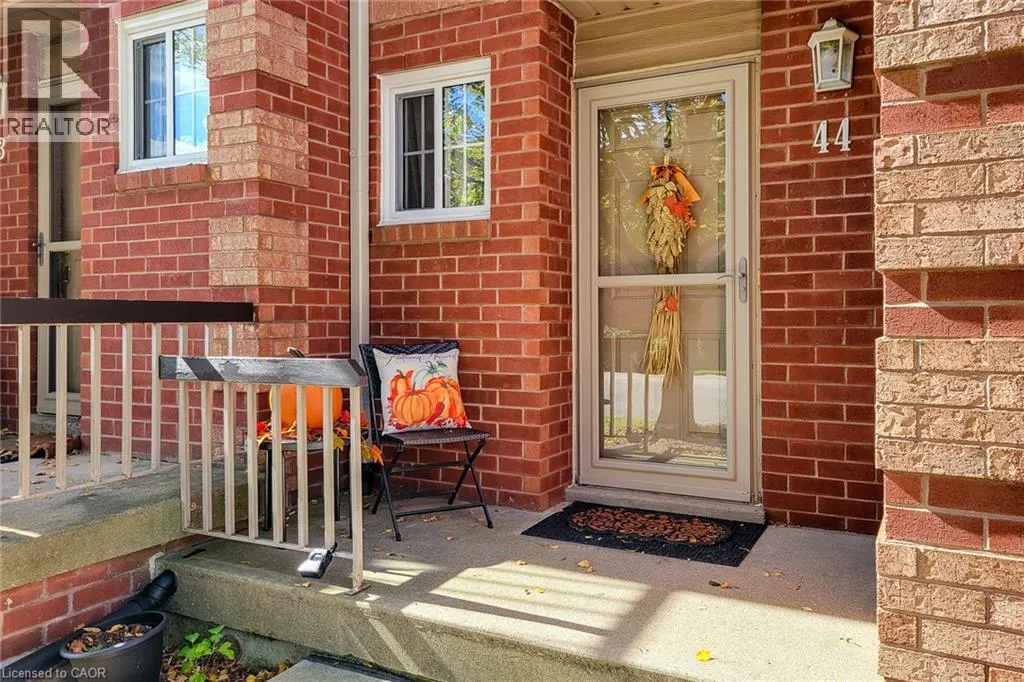 34 DYNASTY Avenue Unit# 44 #44