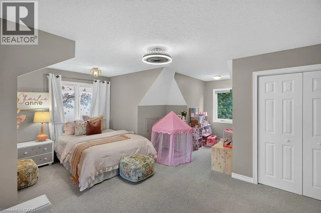 447 GOLF LINKS Road