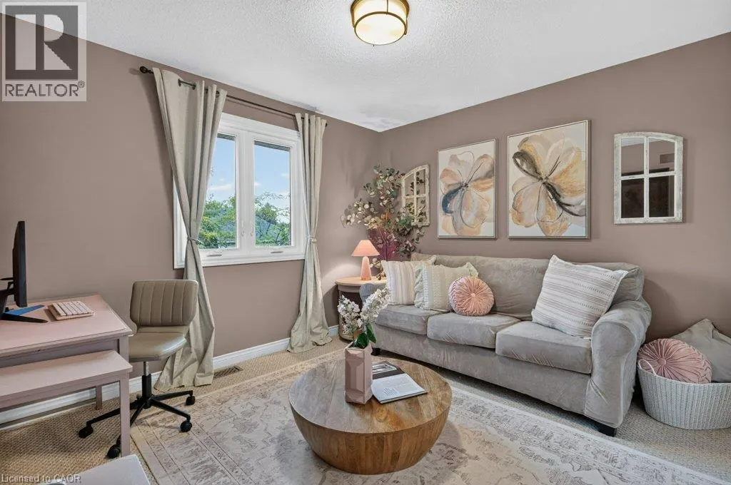 447 GOLF LINKS Road