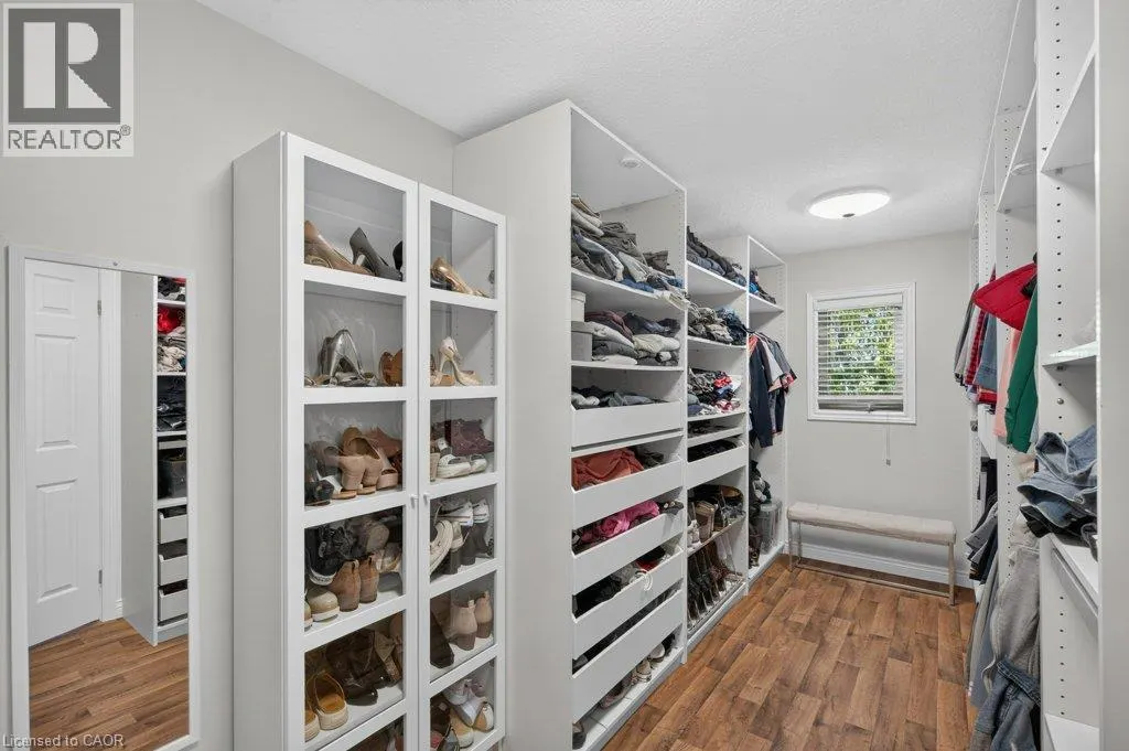 447 GOLF LINKS Road