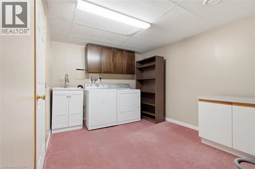 23 MADISON Court W
