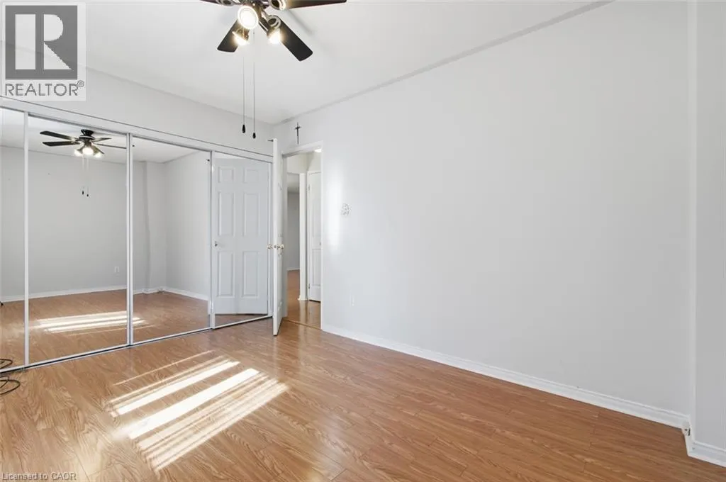 23 MADISON Court W