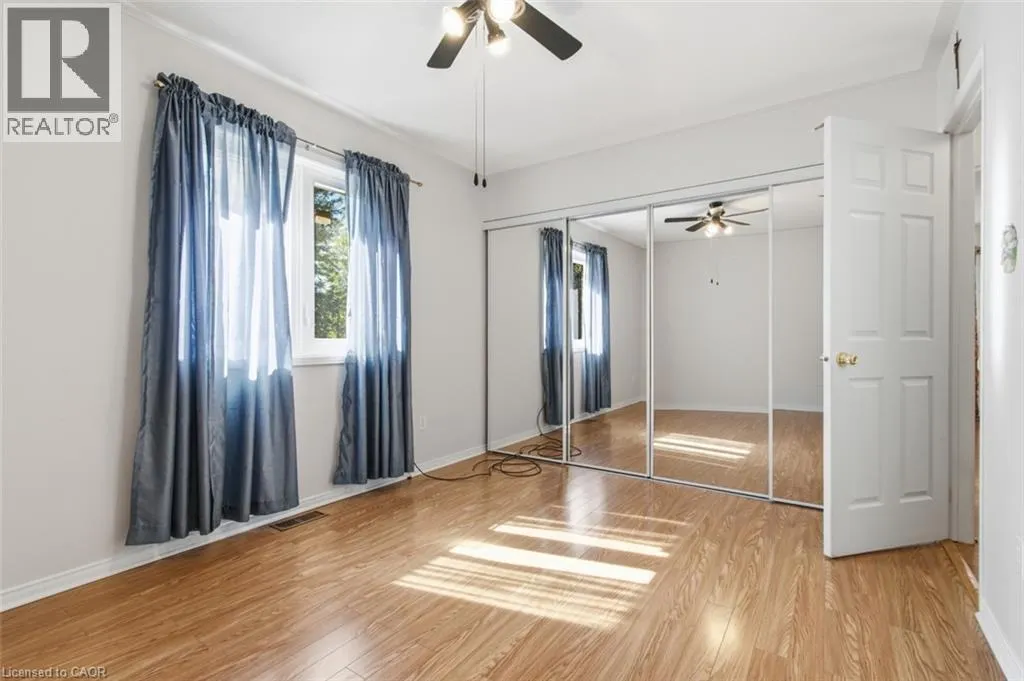 23 MADISON Court W