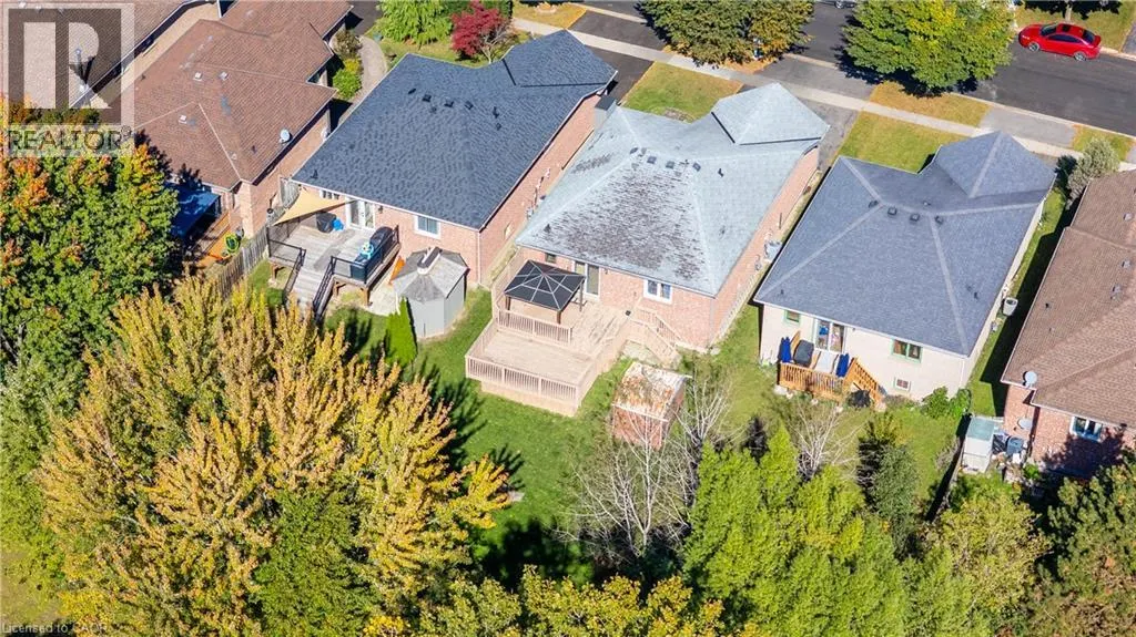 23 MADISON Court W