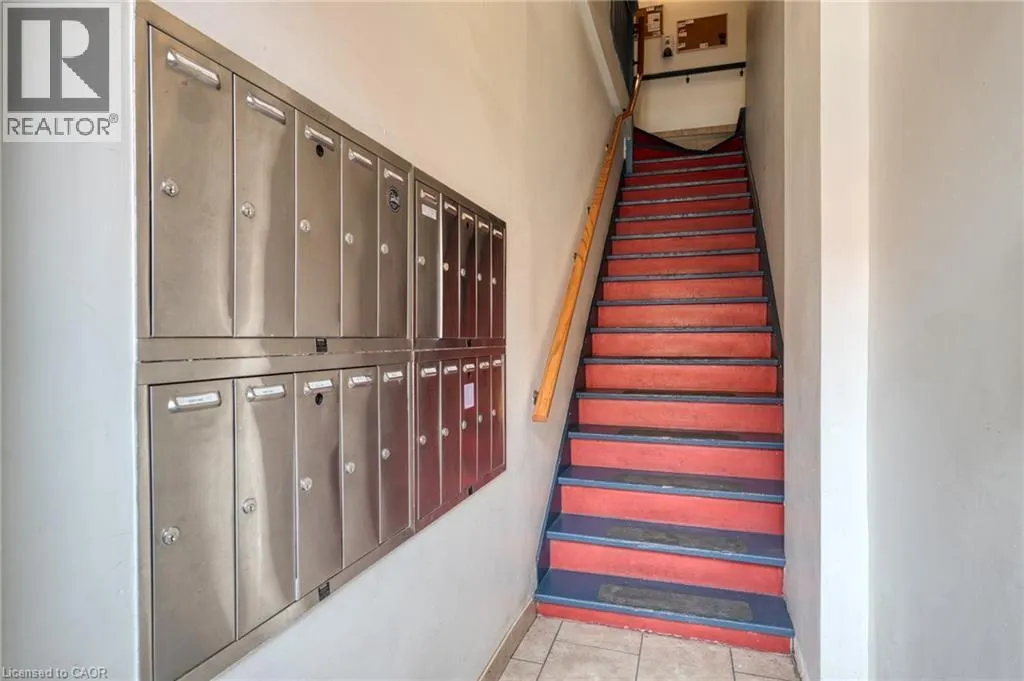197 JAMES Street N Unit# 206 #206