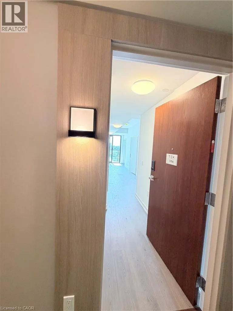 30 FRANCIS Street S Unit# 1706 #1706
