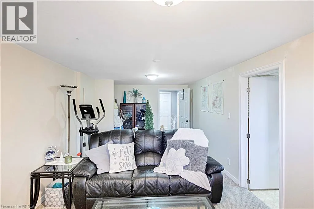 36 VALERIE Court