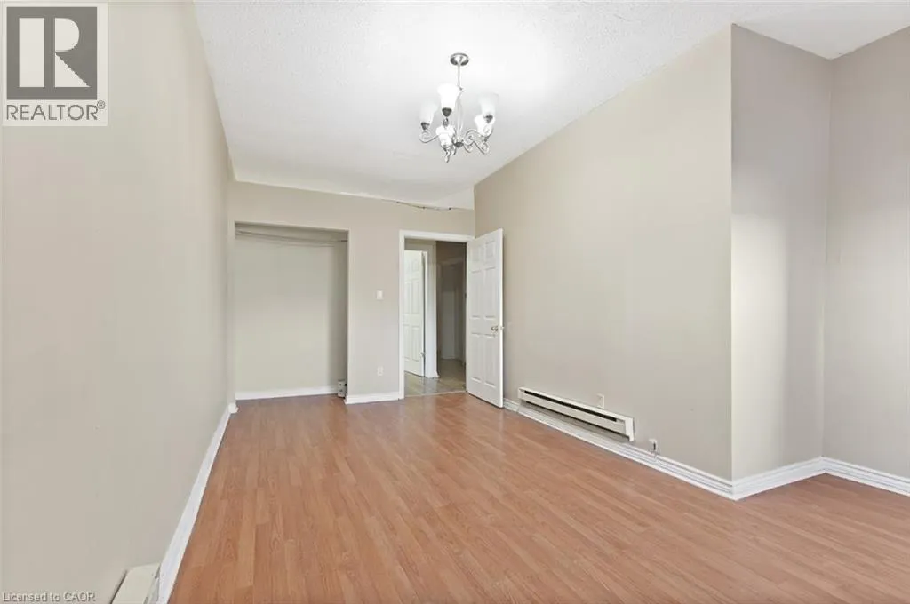 238-242 KING Street E