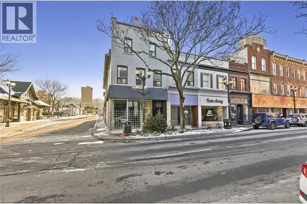 238-242 KING Street E