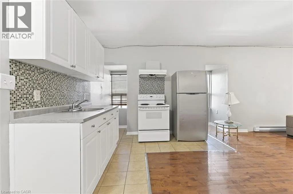 238-242 KING Street E