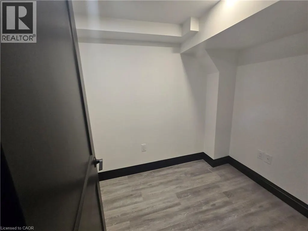 531 QUEENSTON Road Unit# 2 #2
