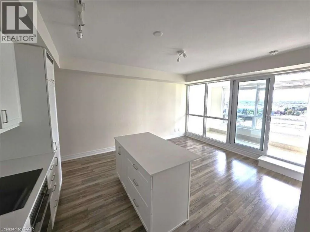9075 JANE Street Unit# 706 #706