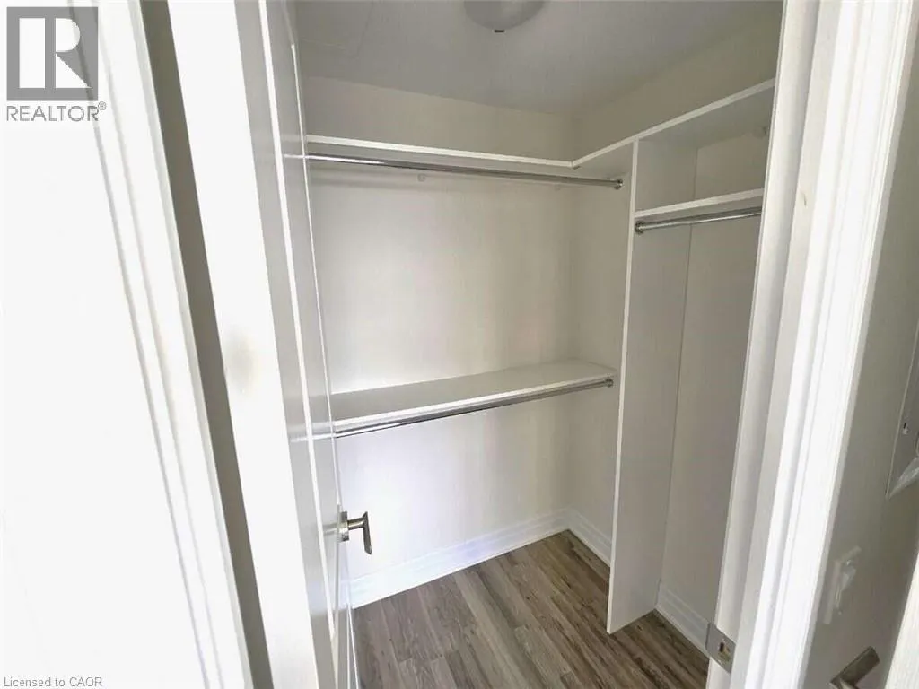9075 JANE Street Unit# 706 #706