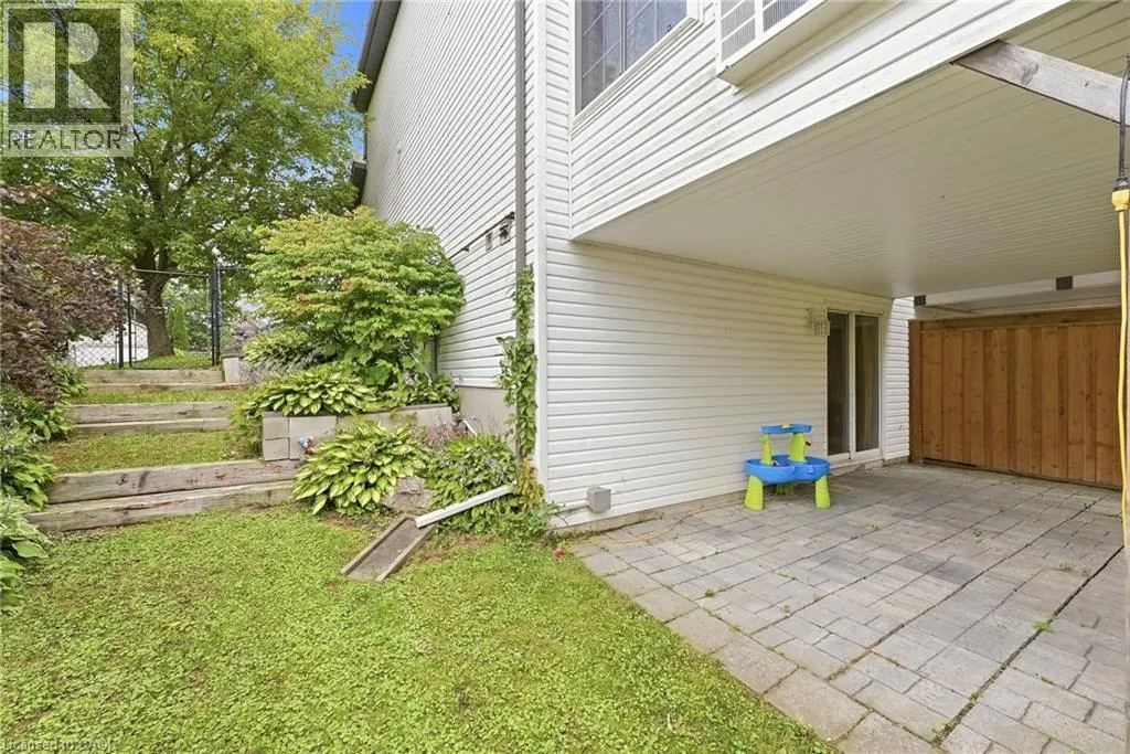 283 FENNEL Street