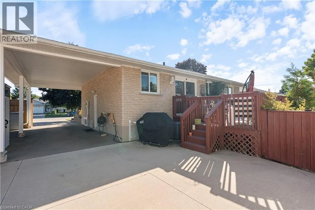 91 LYNNDALE Road