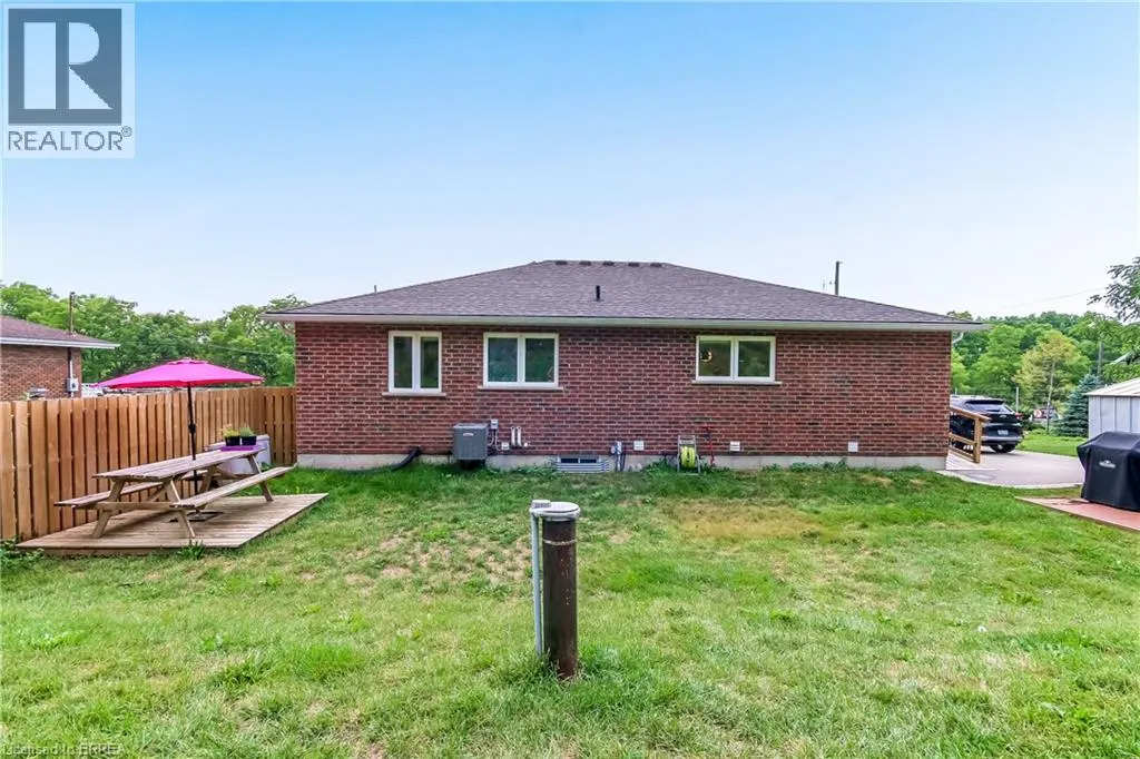 584616 BEACHVILLE Road