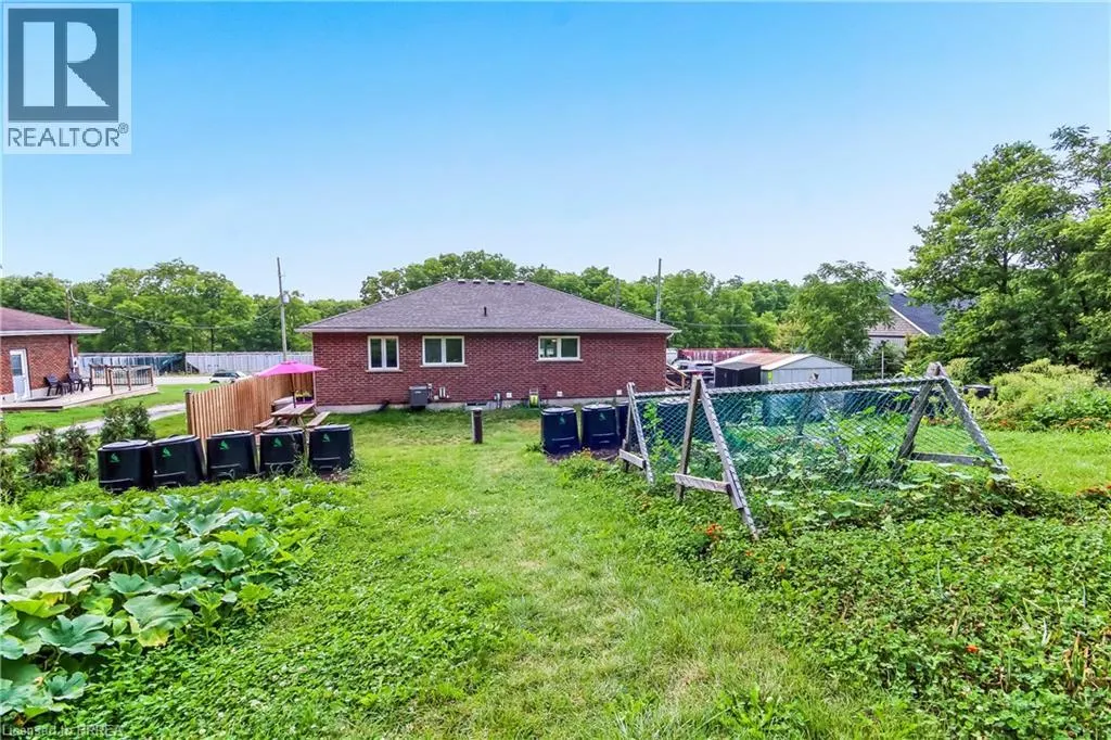 584616 BEACHVILLE Road