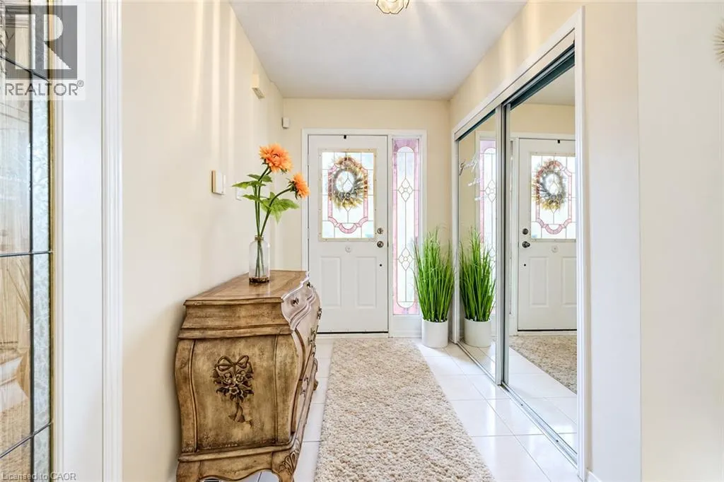 11 PEREGRINE Crescent