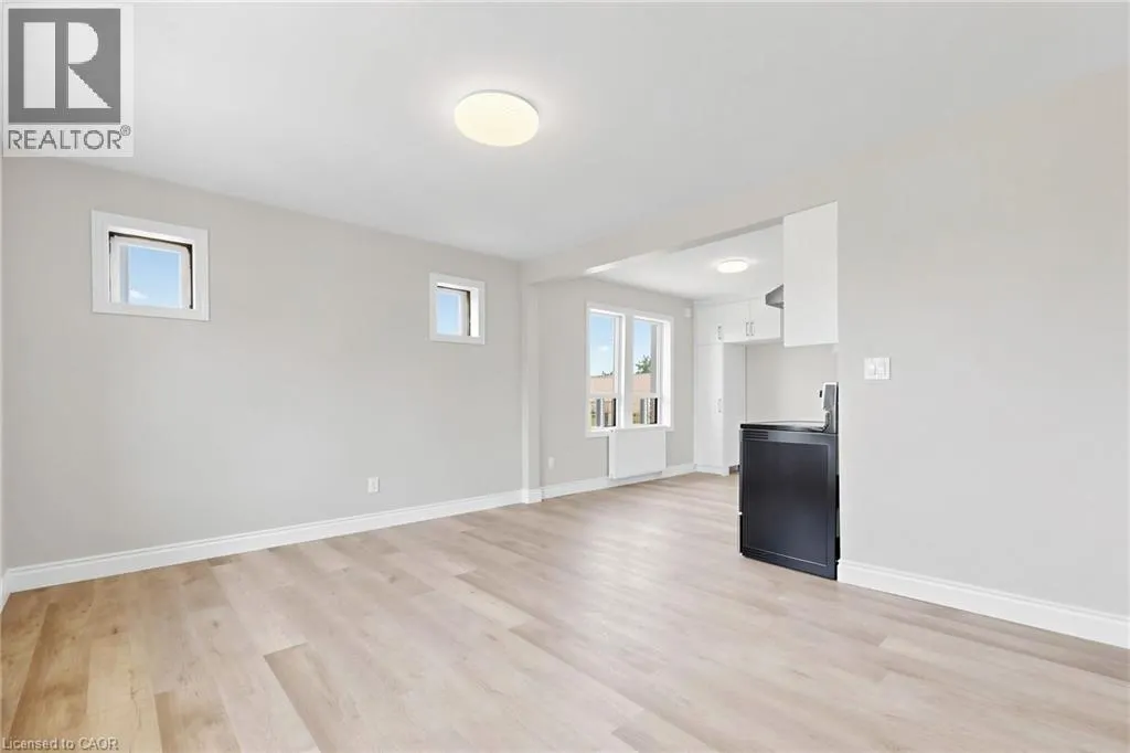 71 SANFORD Avenue S Unit# Unit 8 #Unit 8