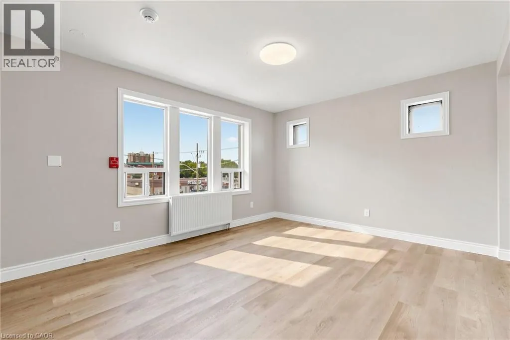 71 SANFORD Avenue S Unit# Unit 8 #Unit 8