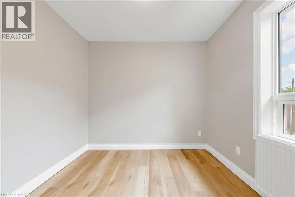 71 SANFORD Avenue S Unit# Unit 8 #Unit 8