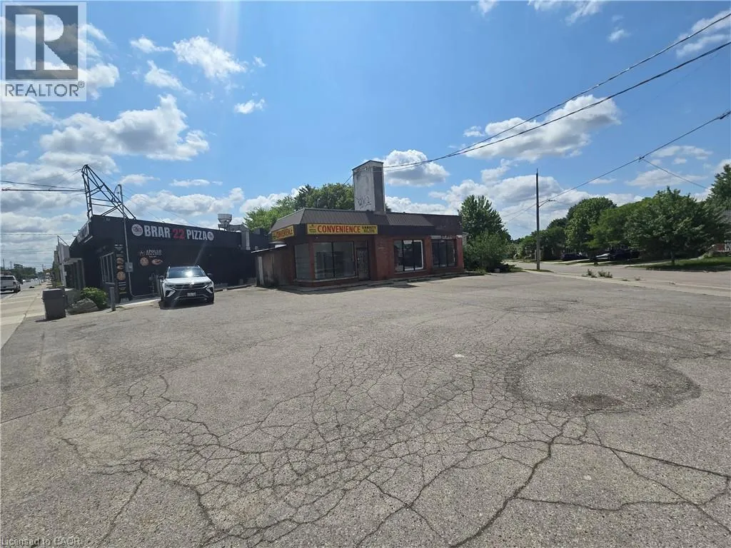 693 HAMILTON Road