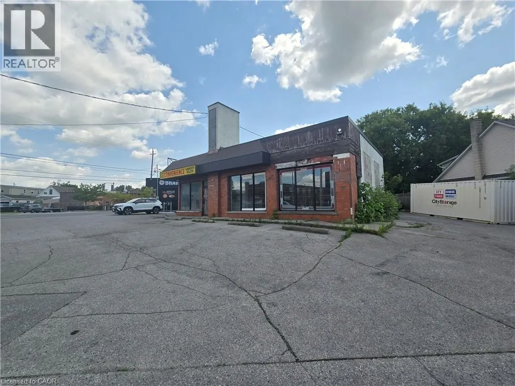 693 HAMILTON Road