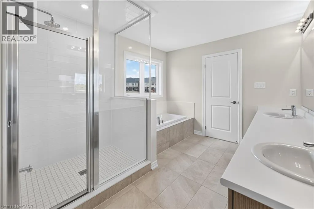 168 BENDEMERE Road