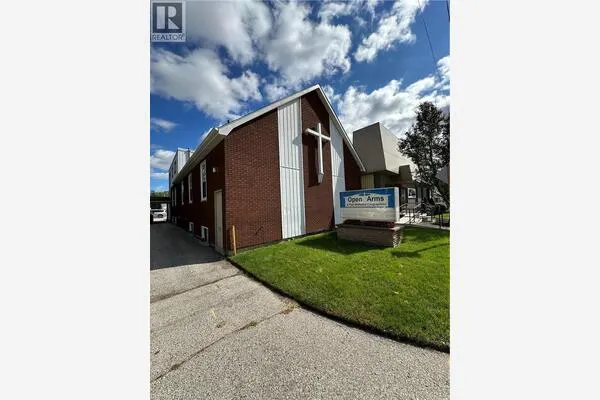 44 TILLSON Avenue