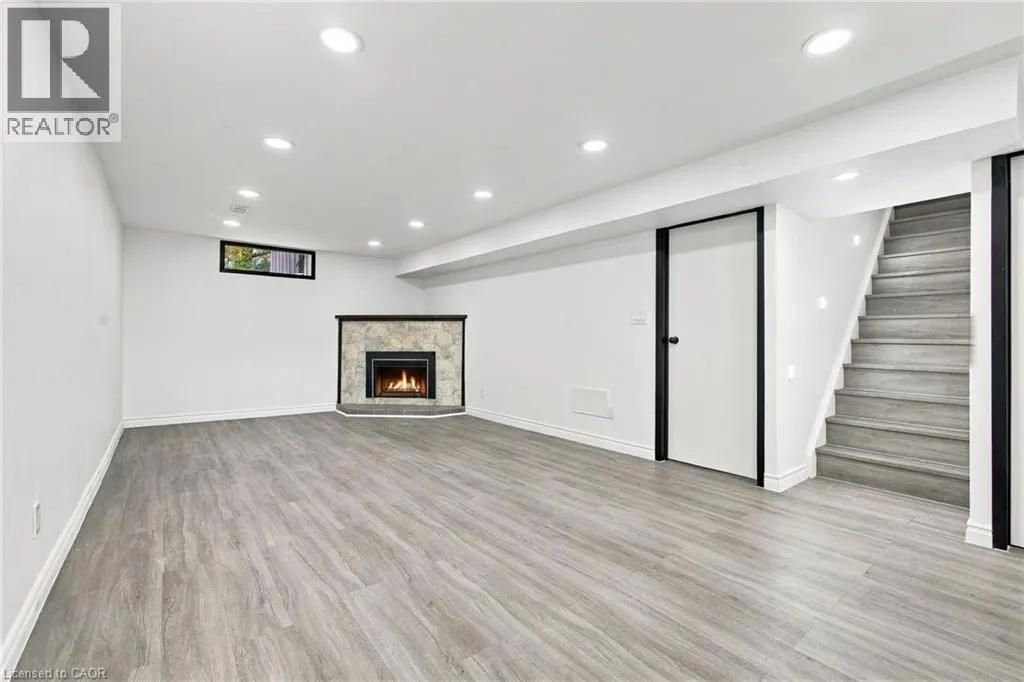 246 HILLCREST Road